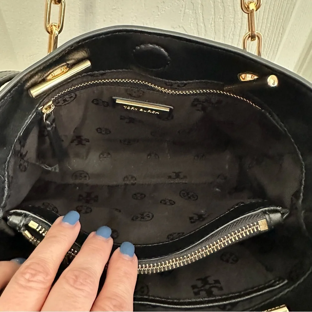 Tory Burch Carter Small Tote‎ Crossbody Bag in Black VGUC